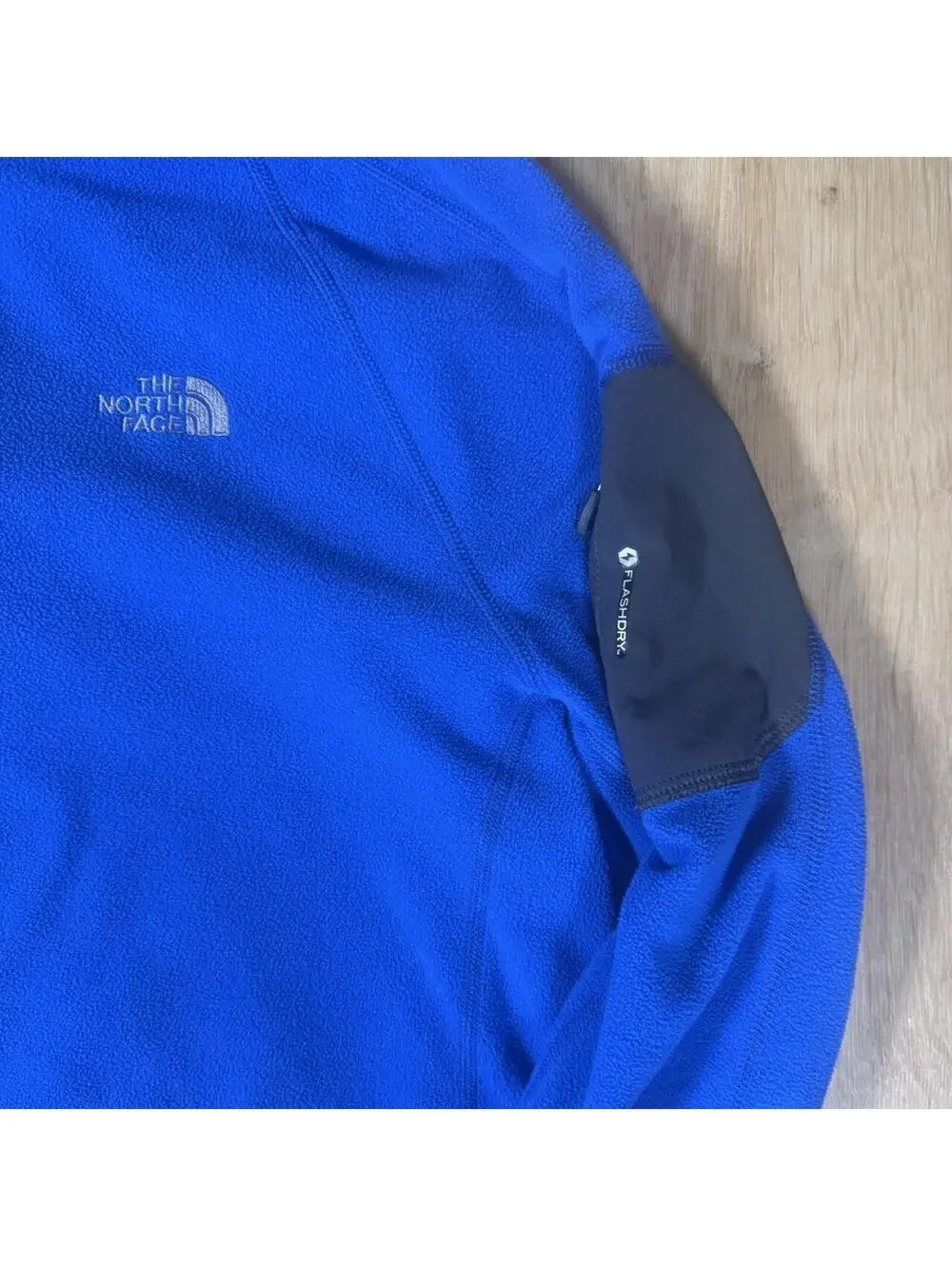 The North Face Blue Quarter-Zip Fleece – Size L